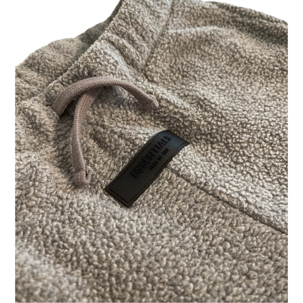 Essentials Set Fear of God Kids Polar Fleece Pullover - Picture 11 of 13